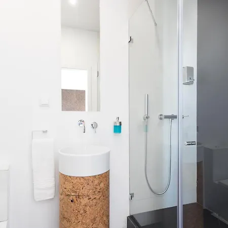 Airport Appartement *